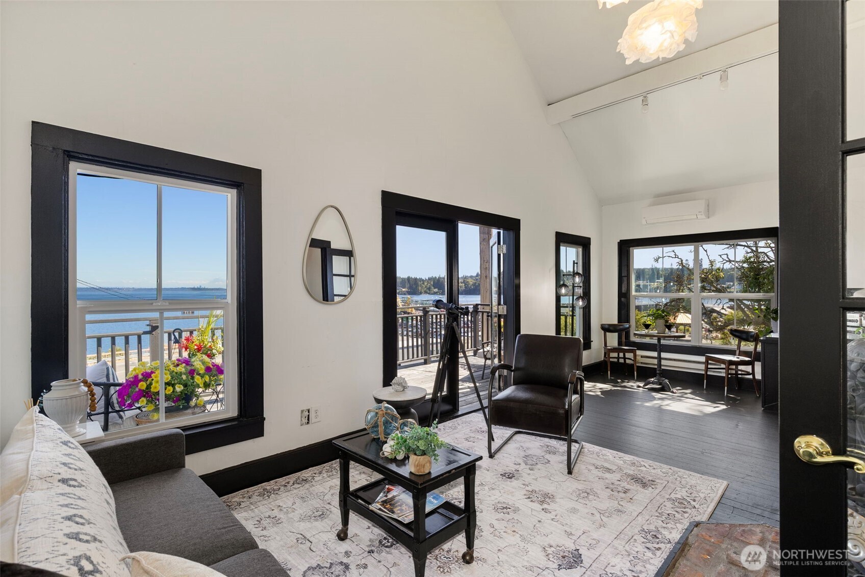 25931 Washington Boulevard Property Photo 18