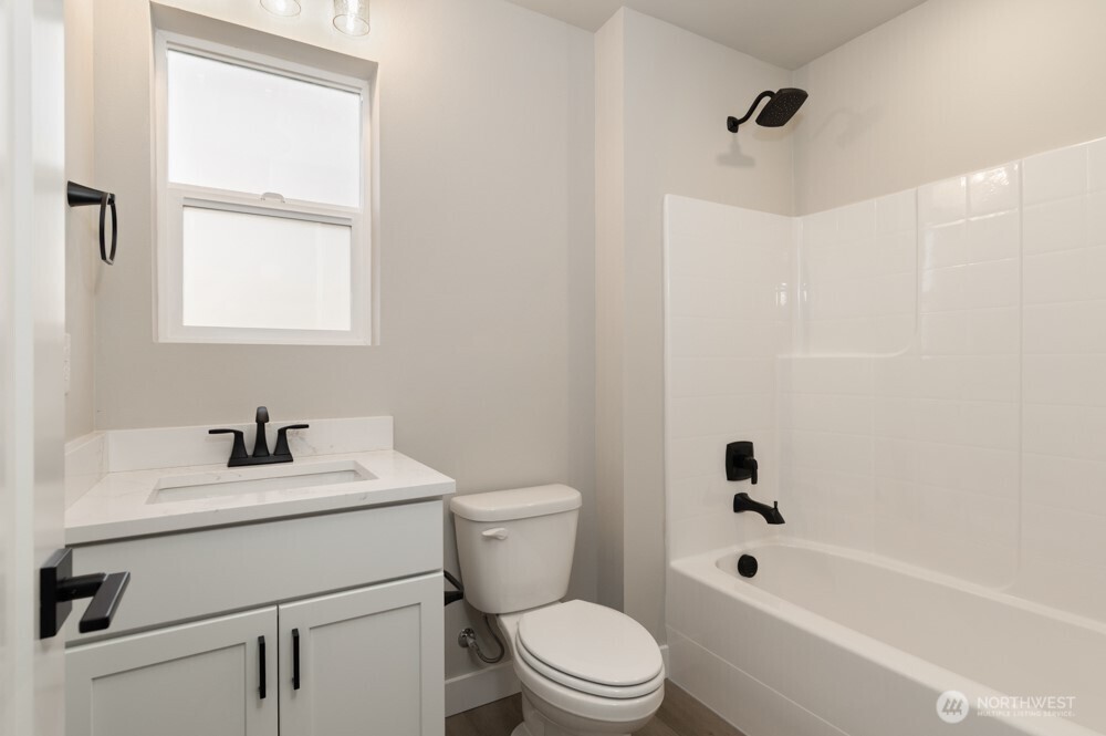 12814 66th Avenue Property Photo 4