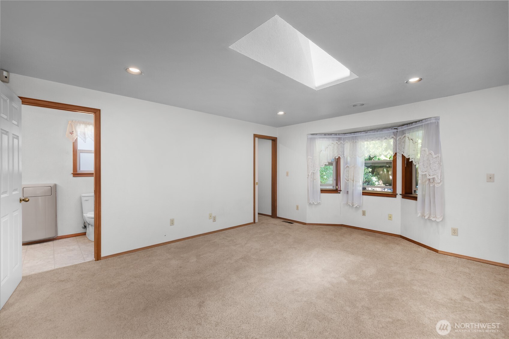 1617 Diamond Loop Property Photo 19