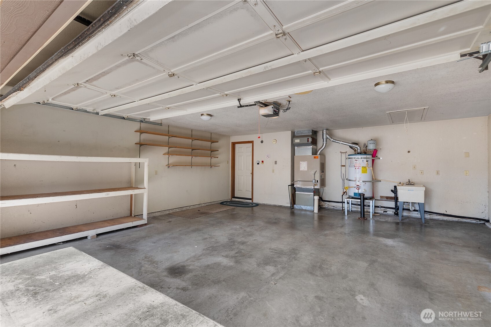 1617 Diamond Loop Property Photo 30