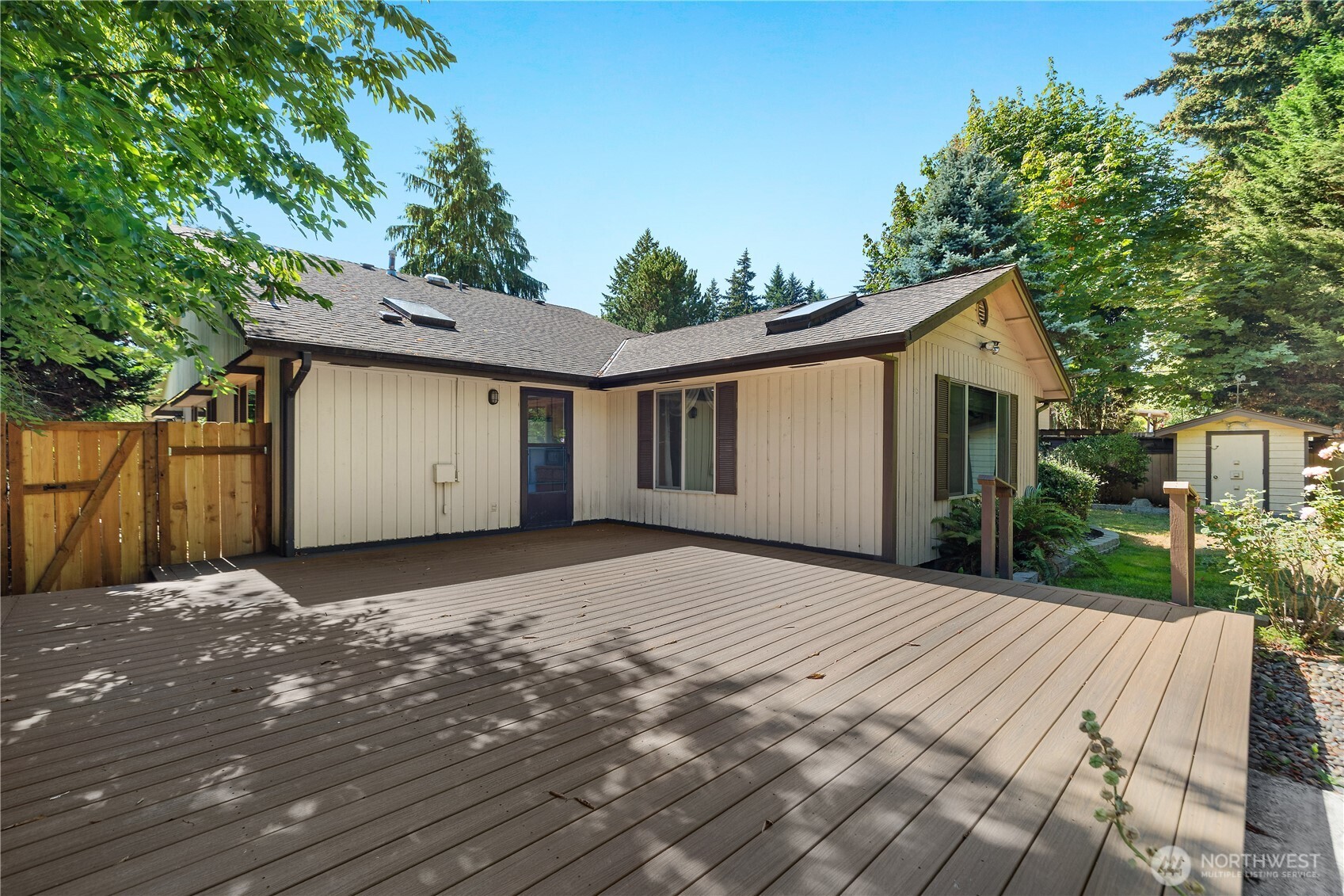 1617 Diamond Loop Property Photo 31