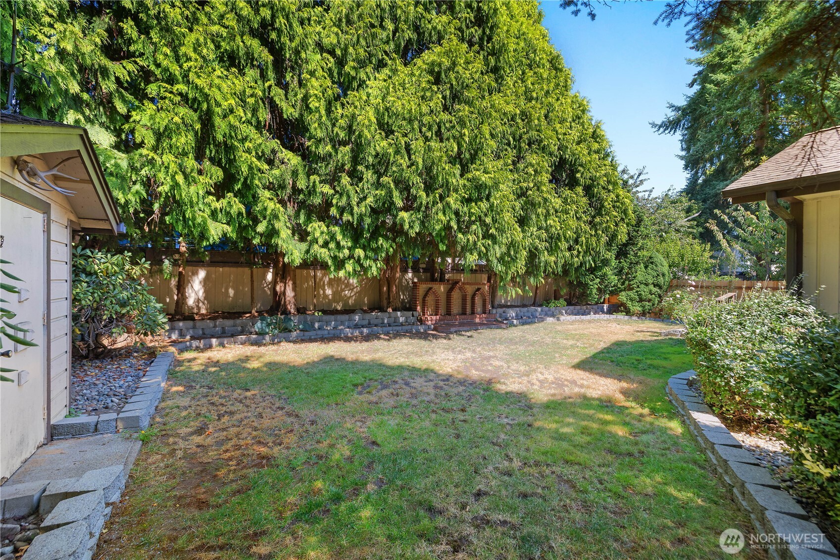 1617 Diamond Loop Property Photo 33