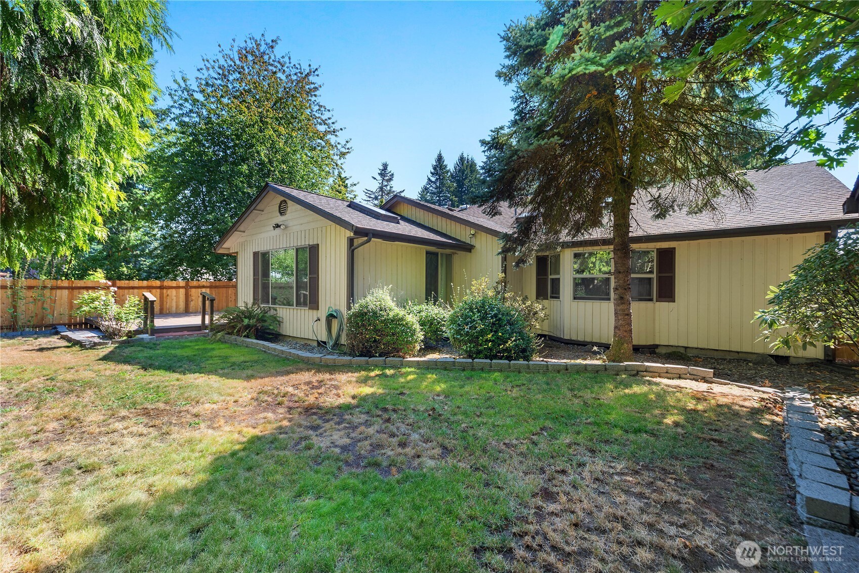 1617 Diamond Loop Property Photo 34