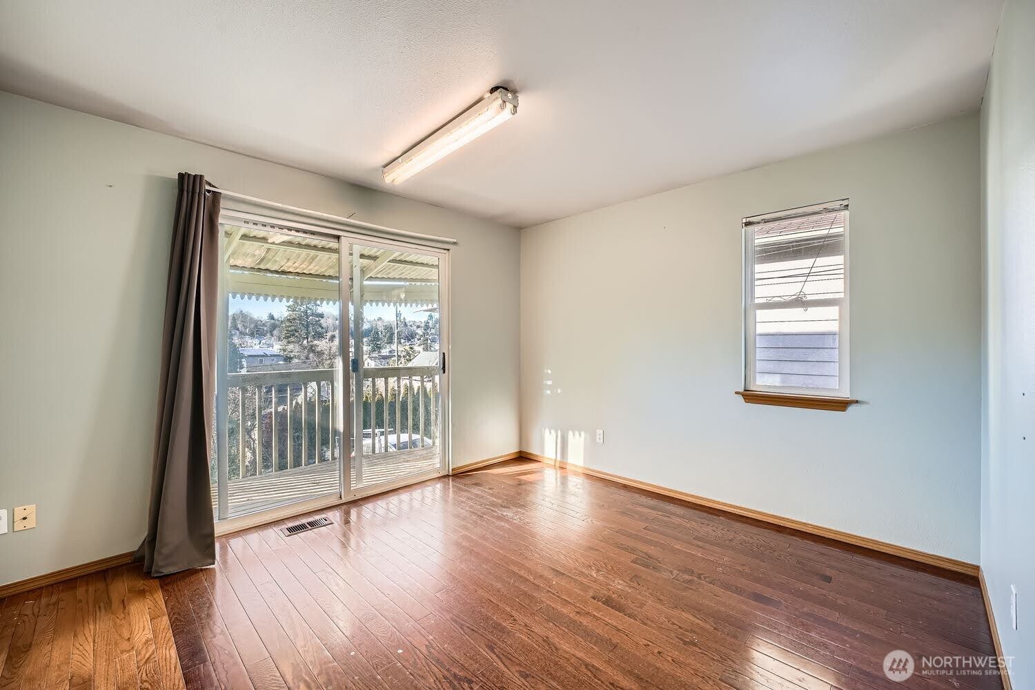 5525 Renton Avenue Property Photo 9