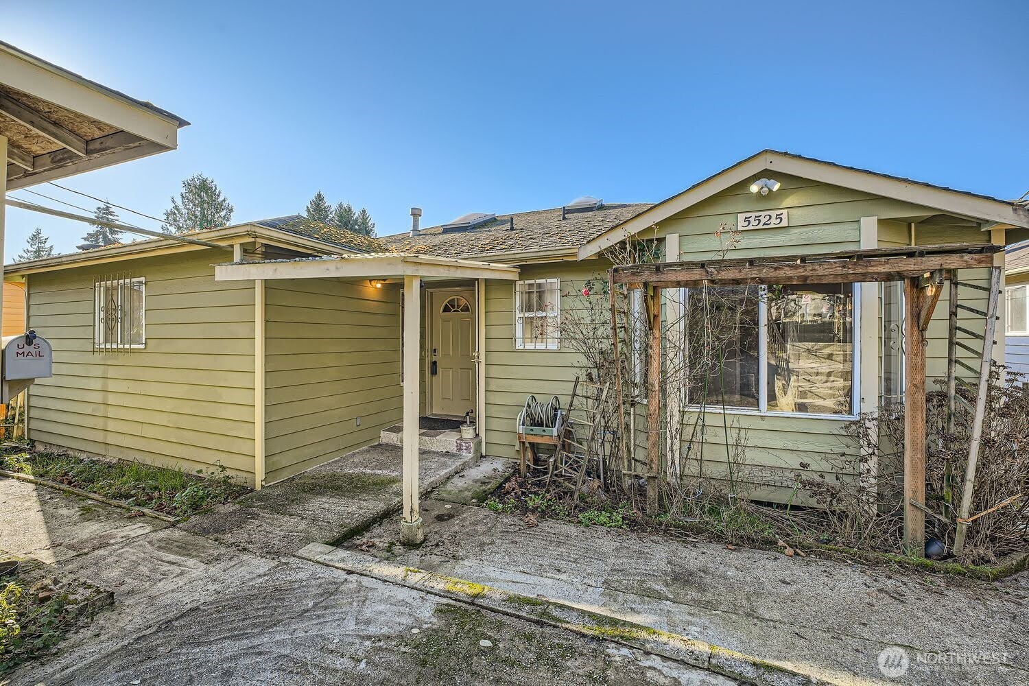 5525 Renton Avenue Property Photo 11