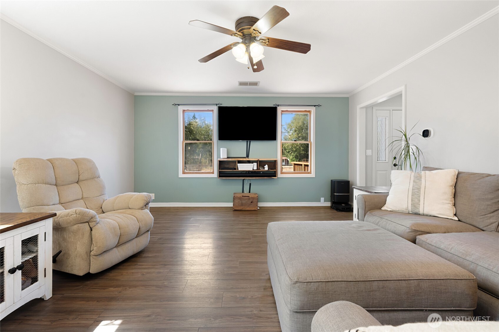 3680 Birch Terrace Drive Property Photo 5