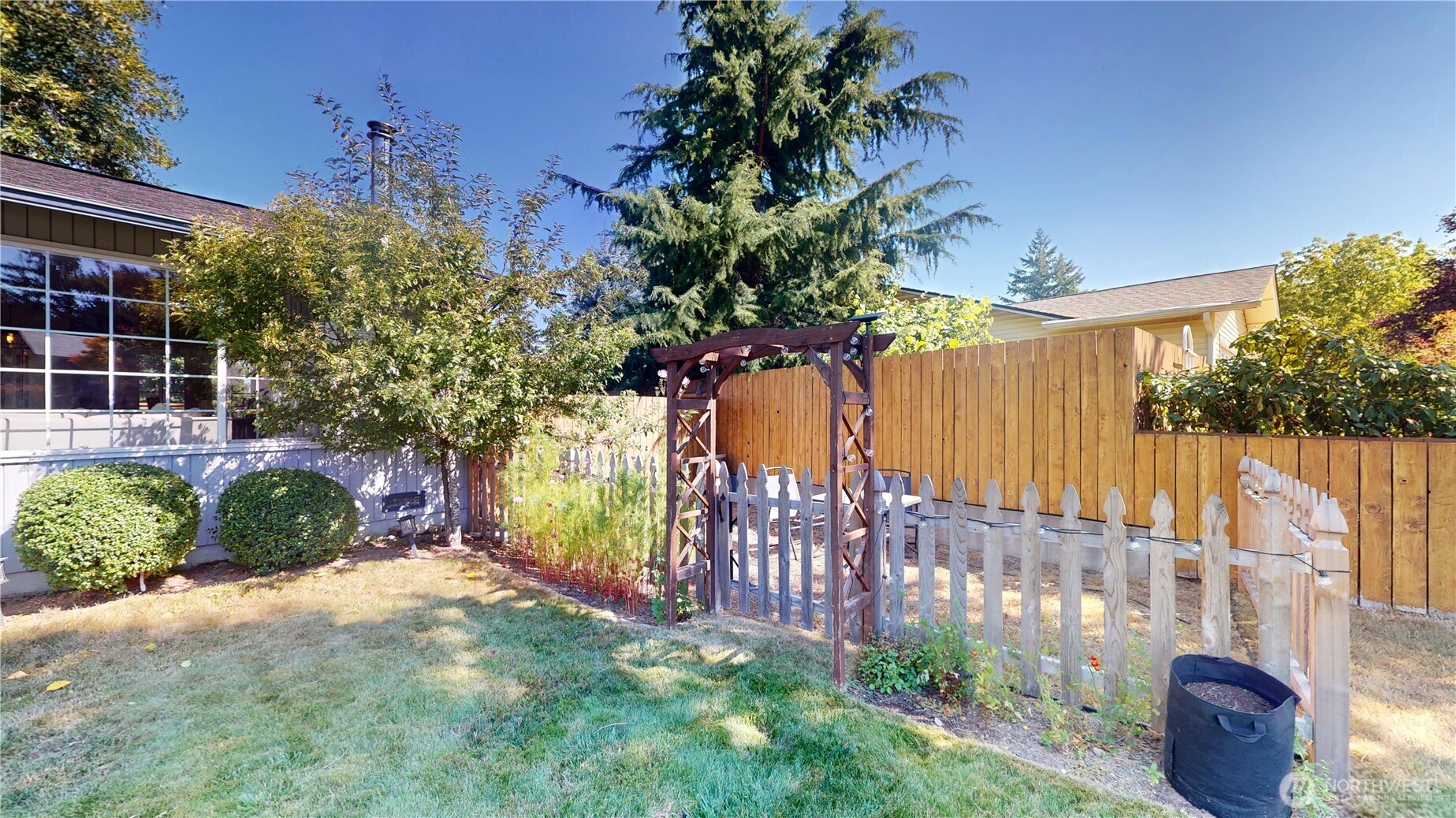 3000 Ne 73rd Street Property Photo 3