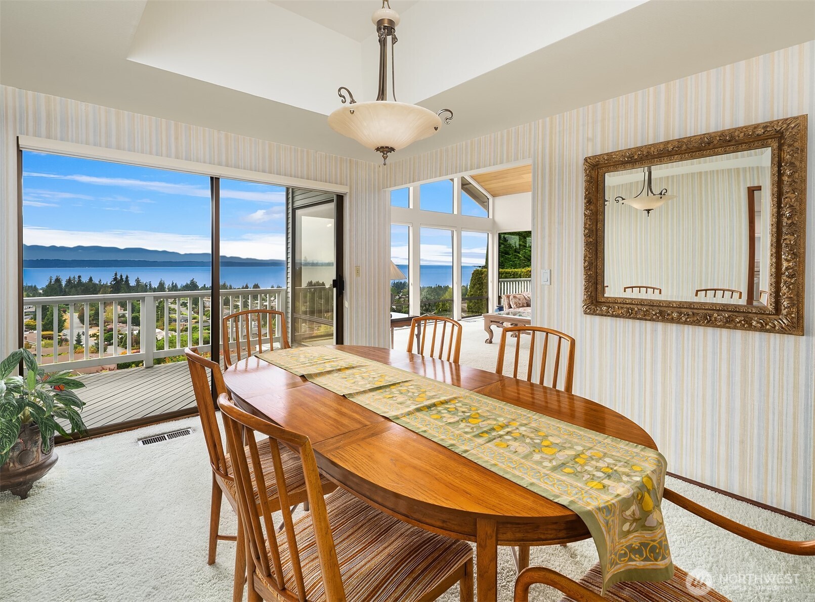 231 Skyline Drive Property Photo 8