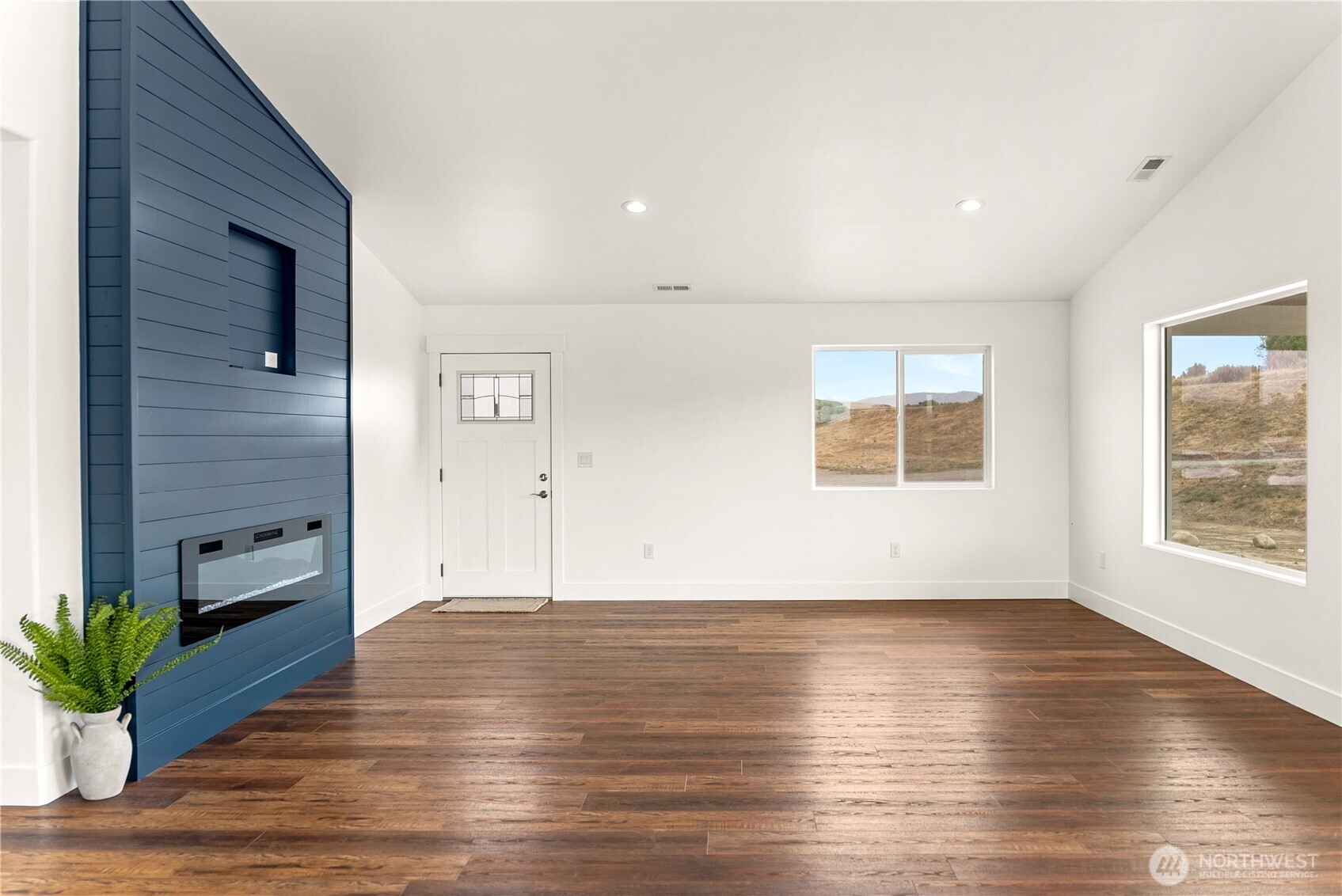 21 Bide-a-wee Rd. Property Photo 6
