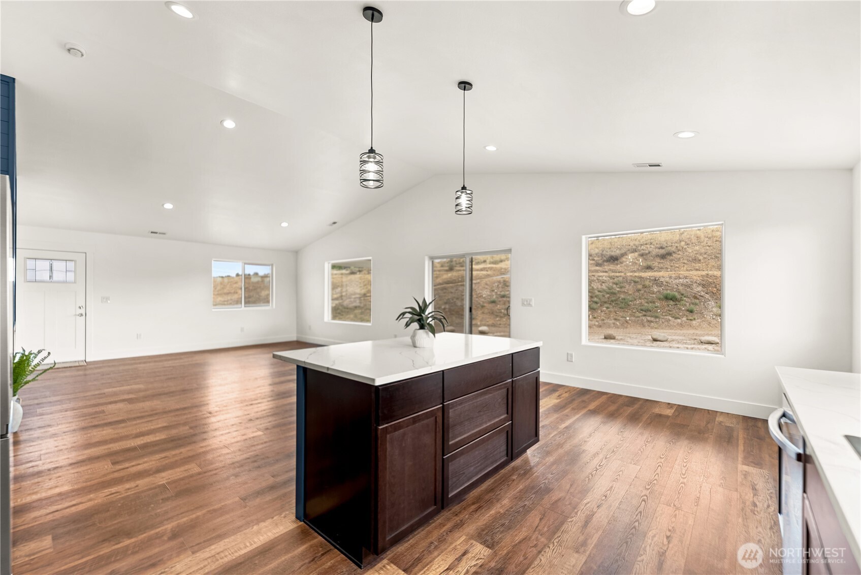 21 Bide-a-wee Rd. Property Photo 9