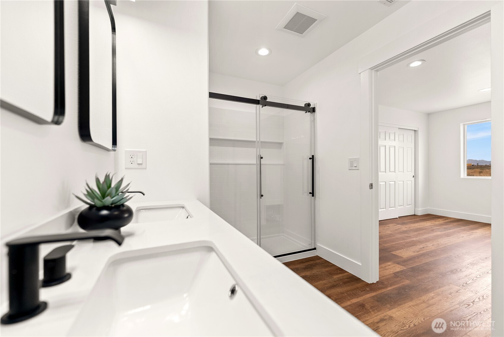 21 Bide-a-wee Rd. Property Photo 16
