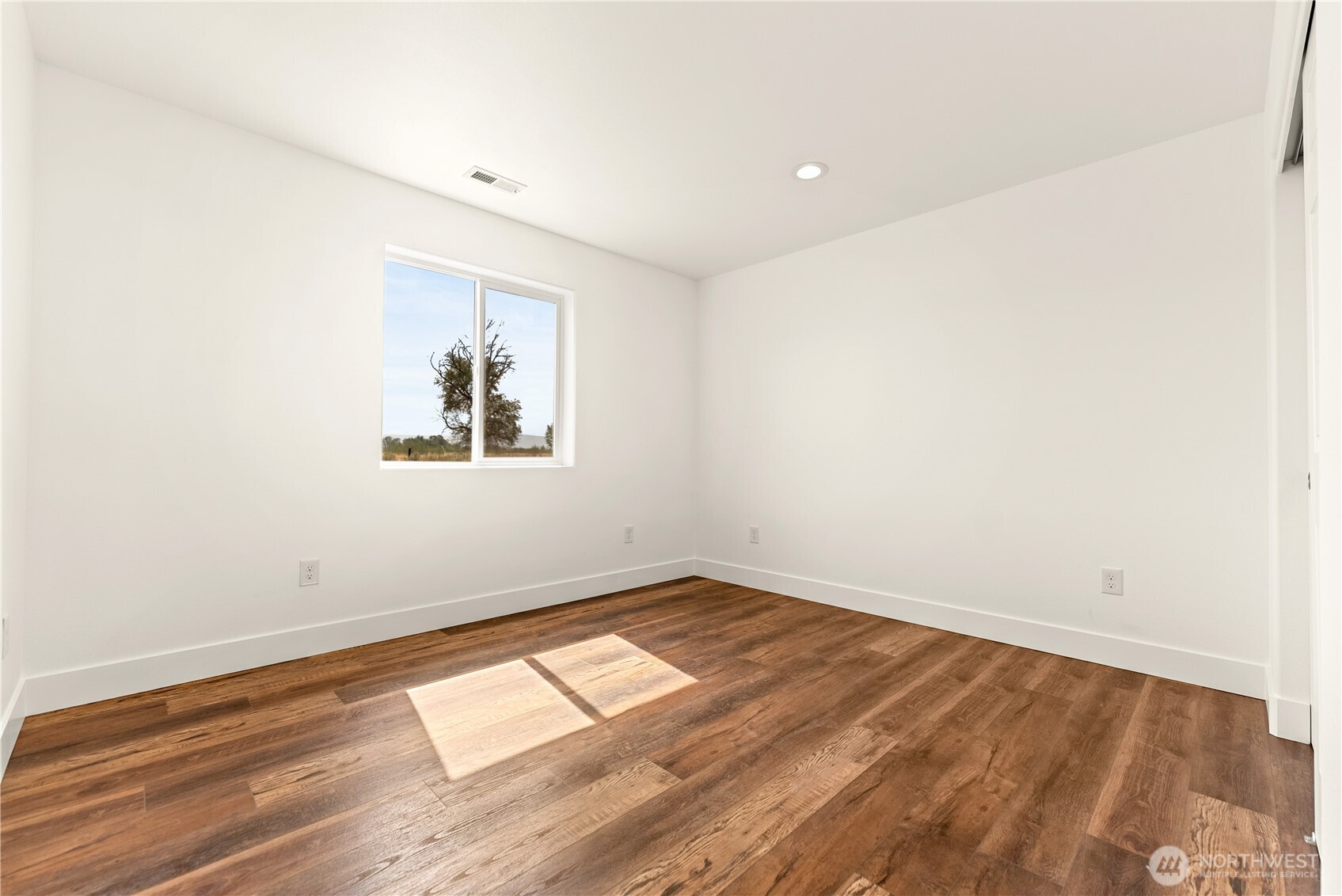 21 Bide-a-wee Rd. Property Photo 17