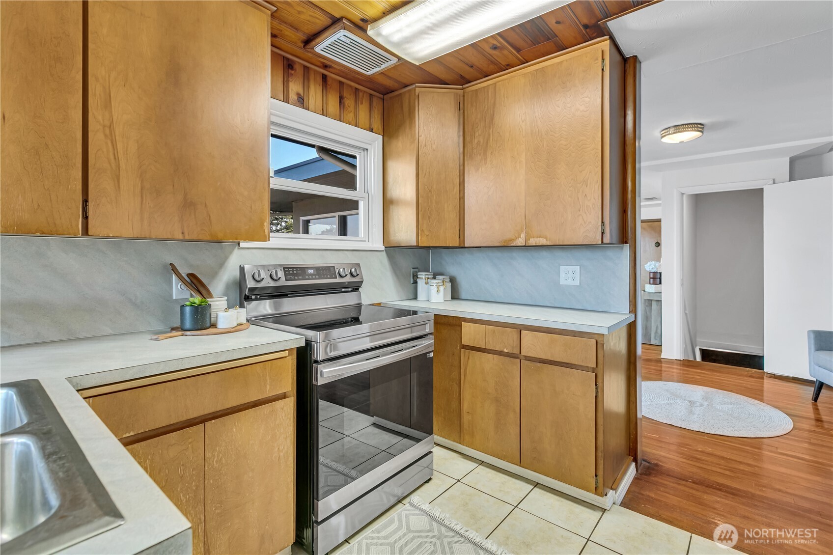 4701 N Huson Street Property Photo 21