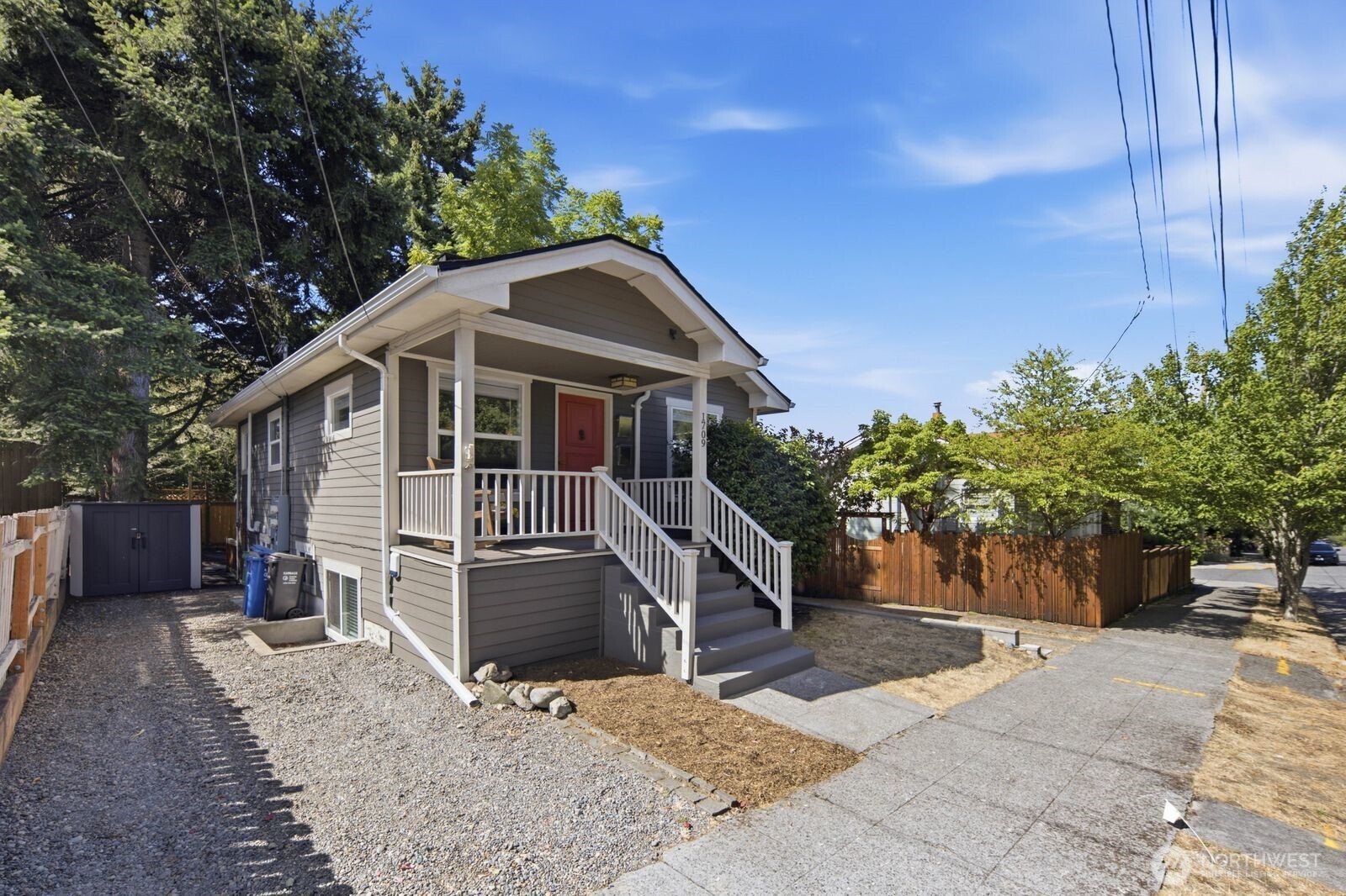 1709 N 35th Street Property Photo 2