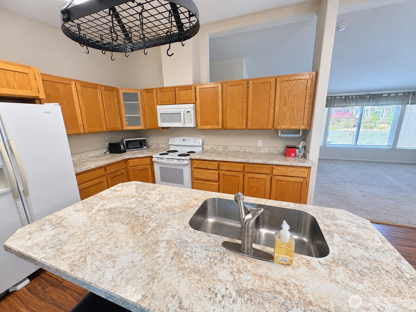 2 Crystal Place Property Photo 7