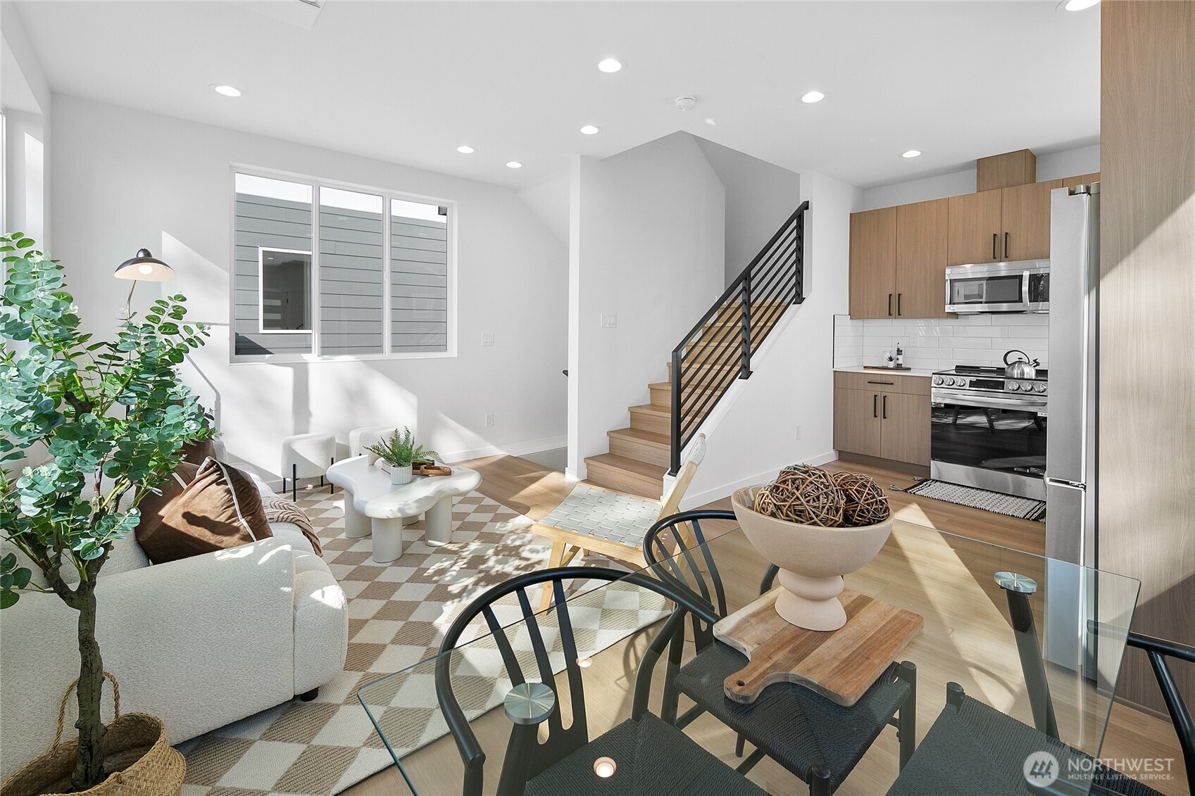 1804 28th Avenue Property Photo 3