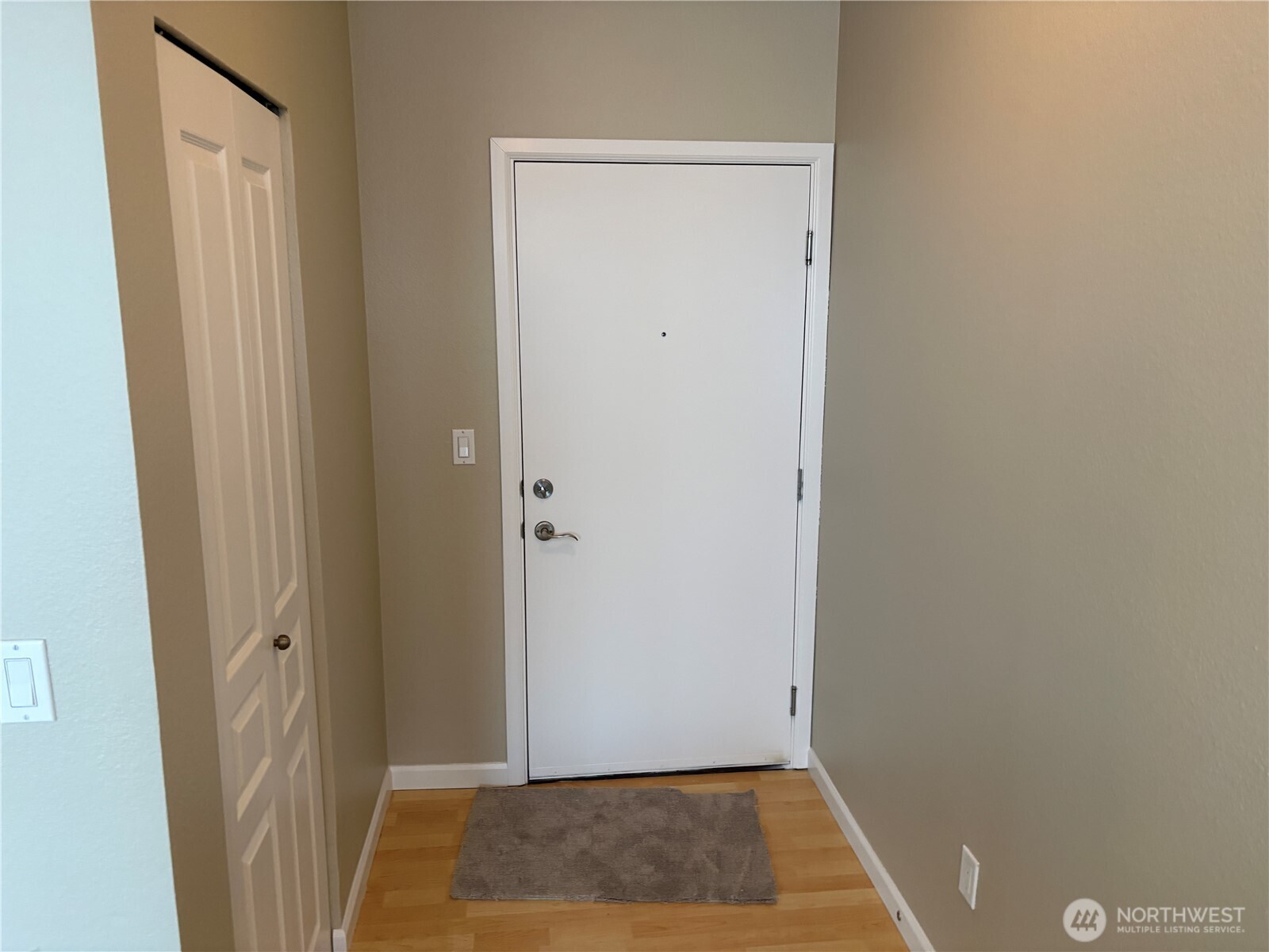 225 Logan Avenue 111 Property Photo 15