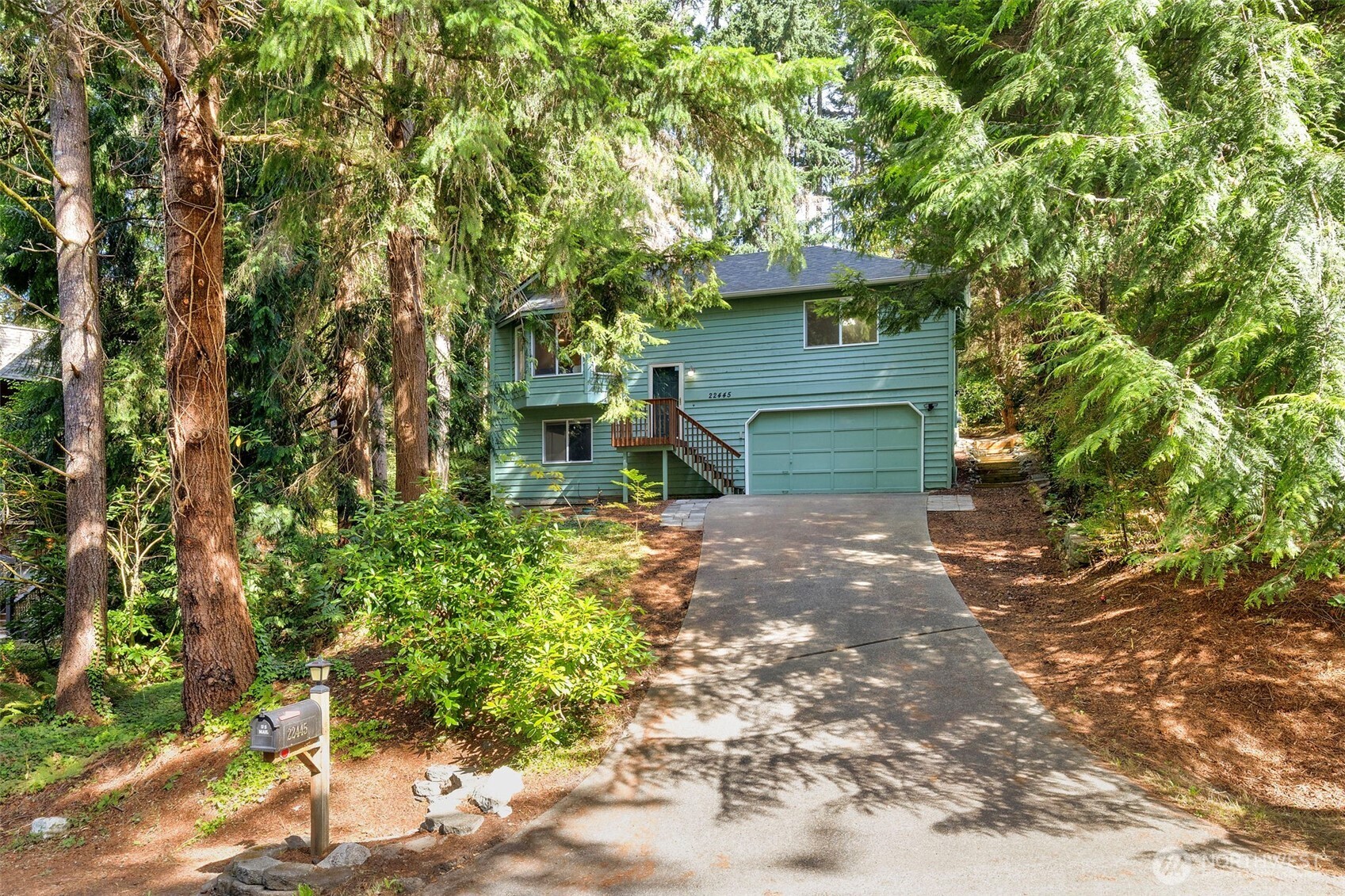 22445 Sunridge Way Property Photo 2