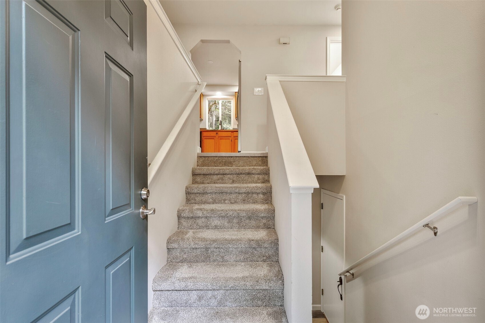 22445 Sunridge Way Property Photo 4