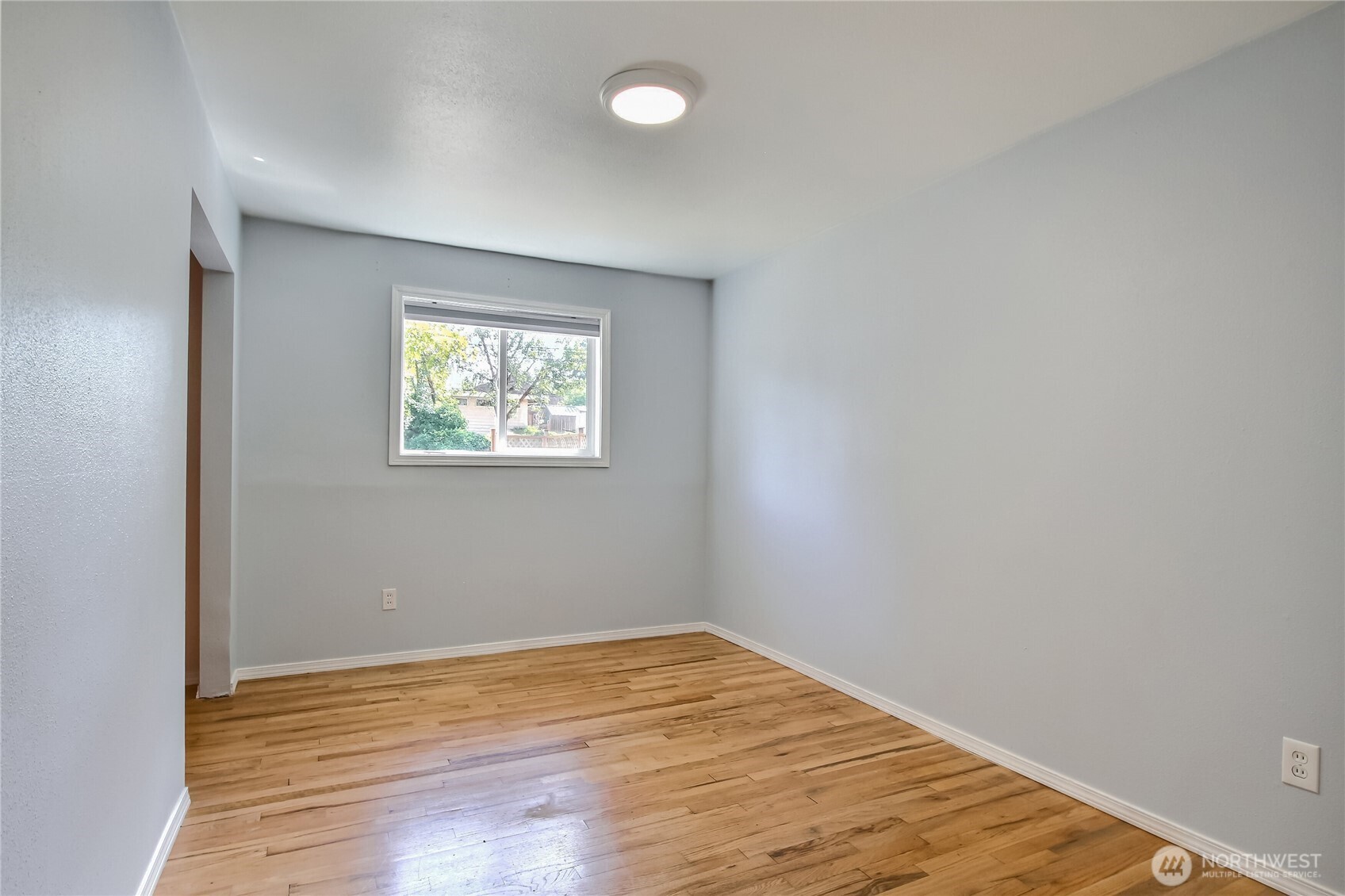 16817 15th Avenue Property Photo 10