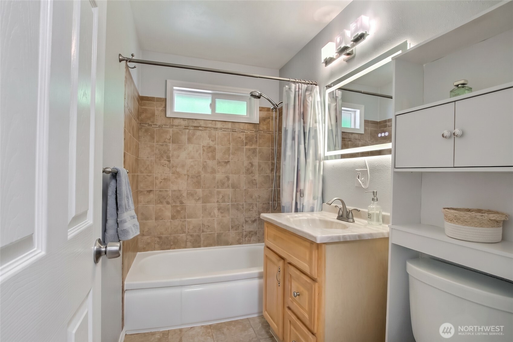 16817 15th Avenue Property Photo 11