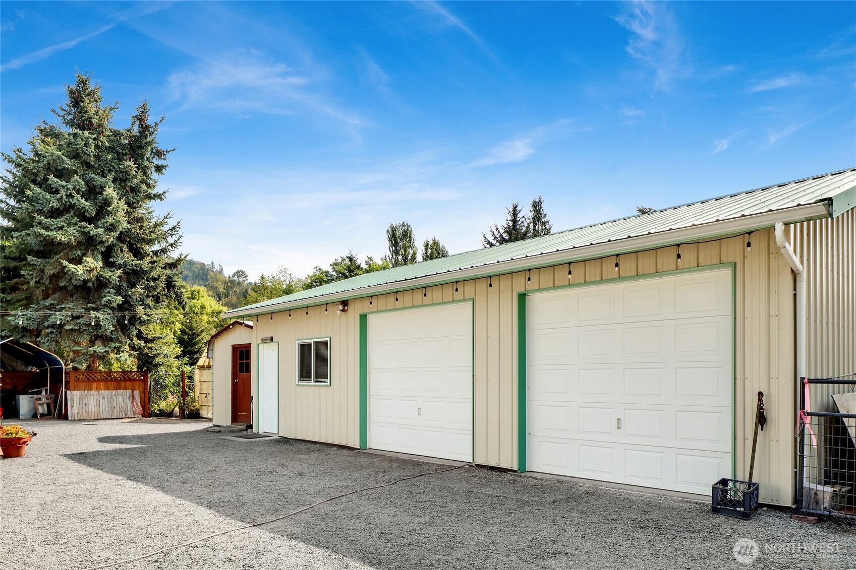 3725 Legg Road Property Photo 10
