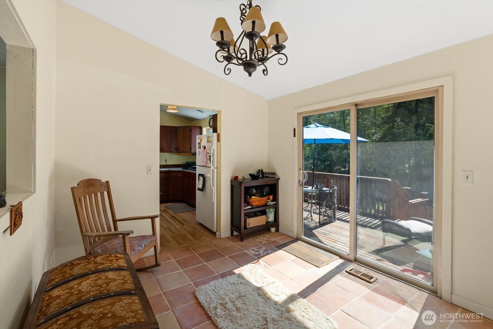 19224 Sprague Drive Property Photo 10