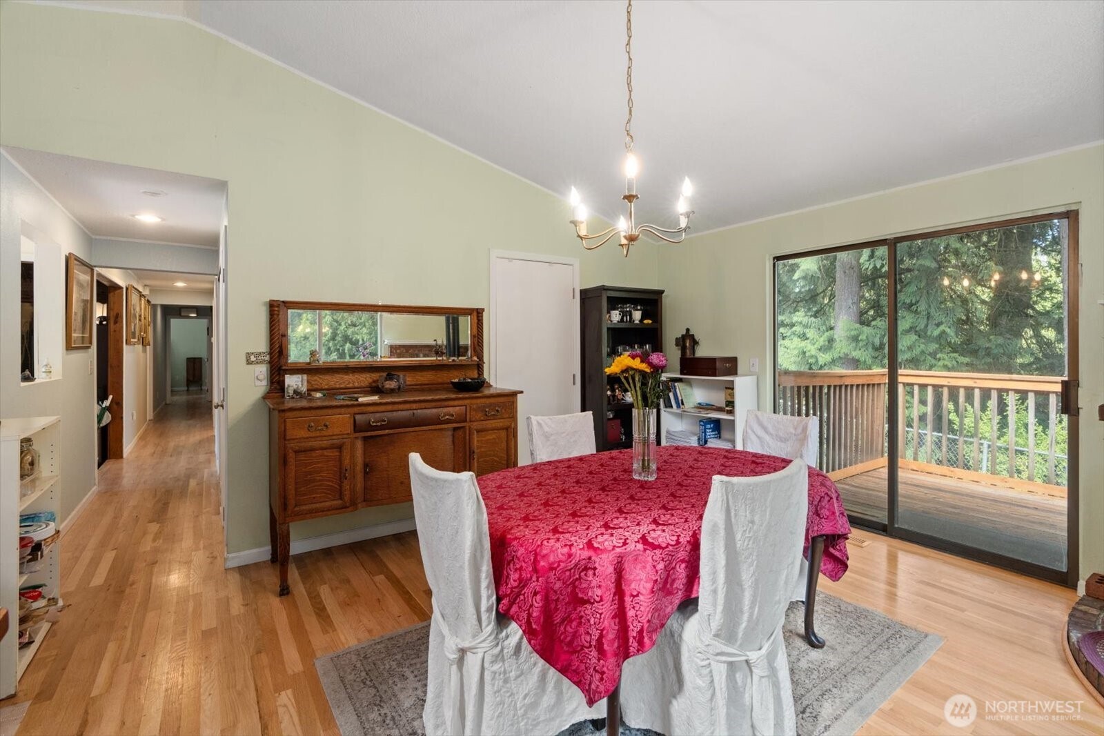 19224 Sprague Drive Property Photo 17