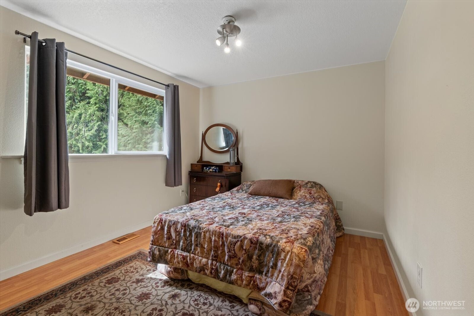19224 Sprague Drive Property Photo 21