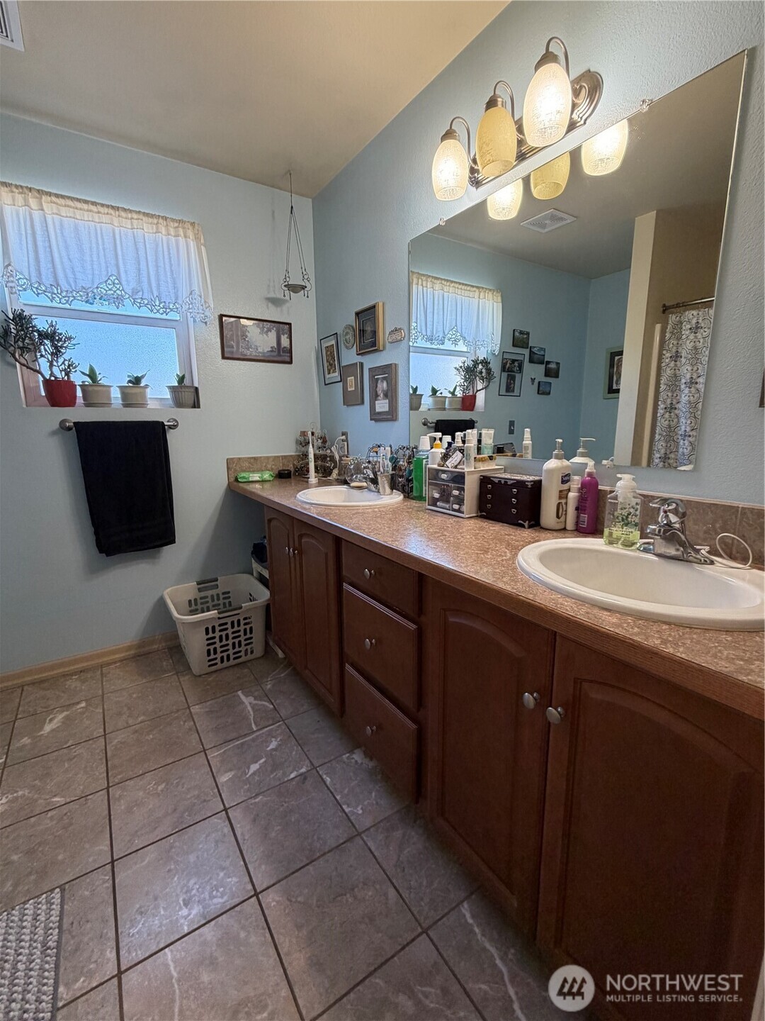 900 Wildwood Drive Property Photo 6