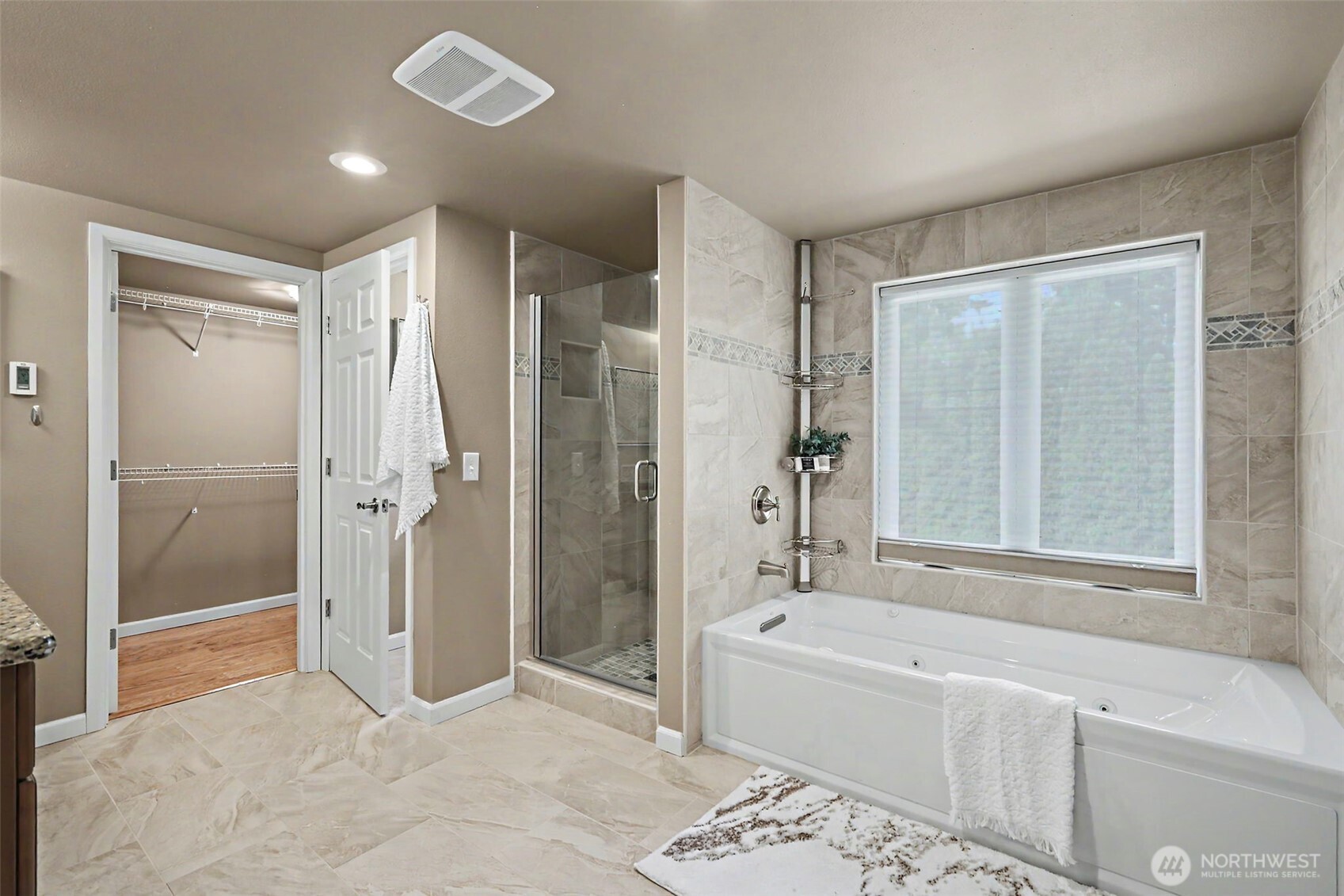 7903 Onyx Court Property Photo 27