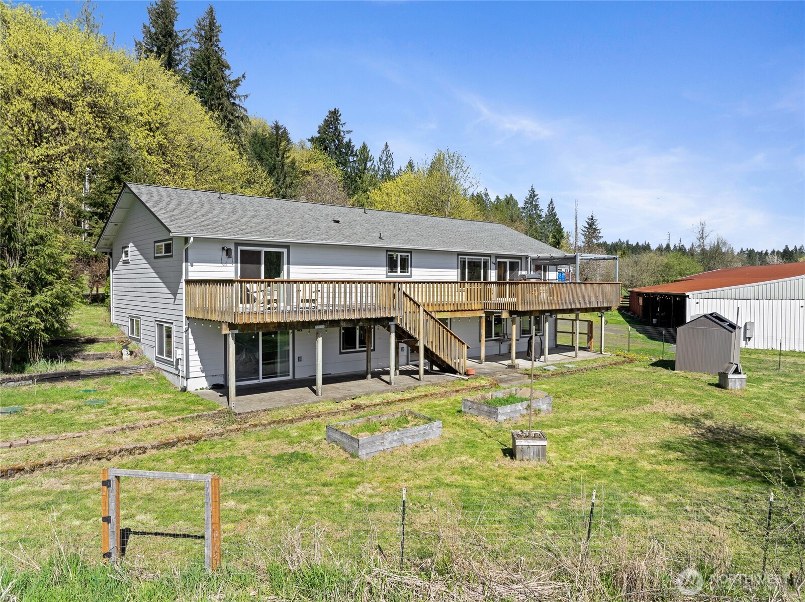 591 W Shelton Valley Road Property Photo 4