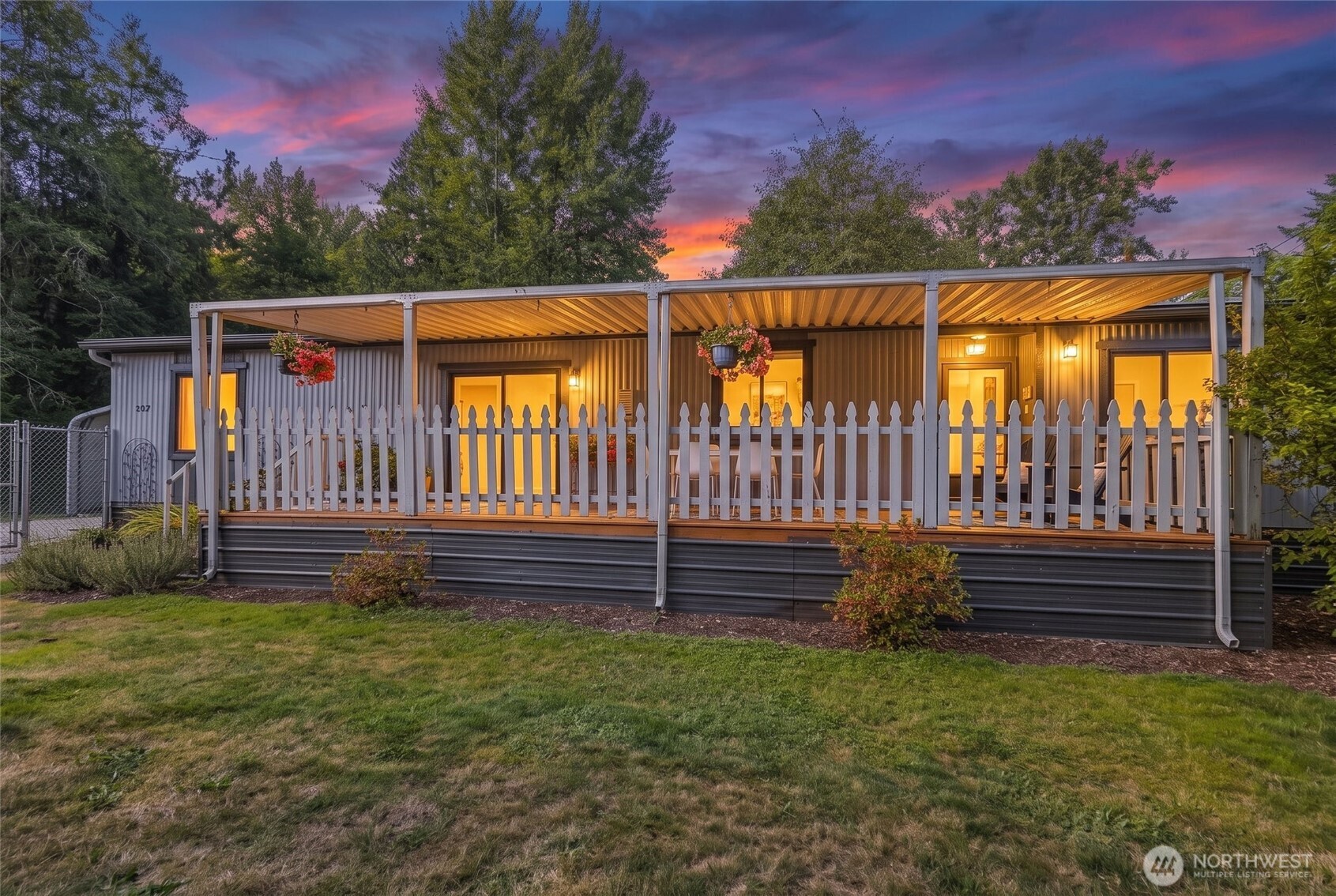 207 Shallow Shore Road Property Photo 1