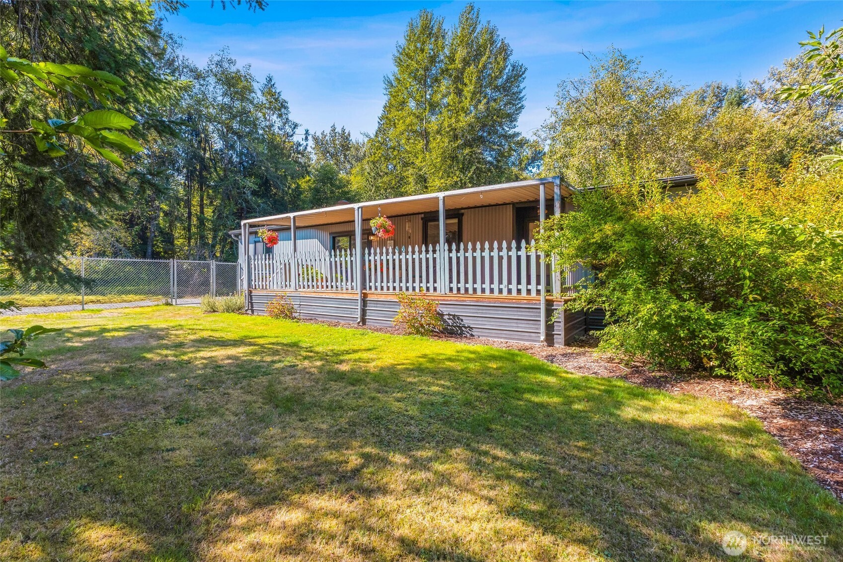 207 Shallow Shore Road Property Photo 3