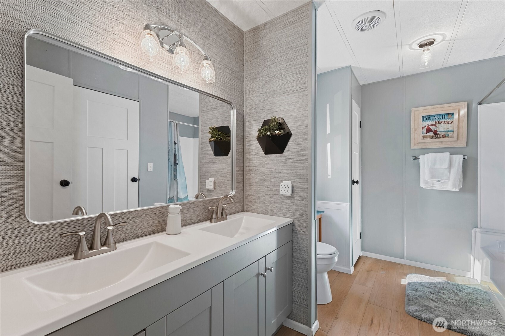 207 Shallow Shore Road Property Photo 22