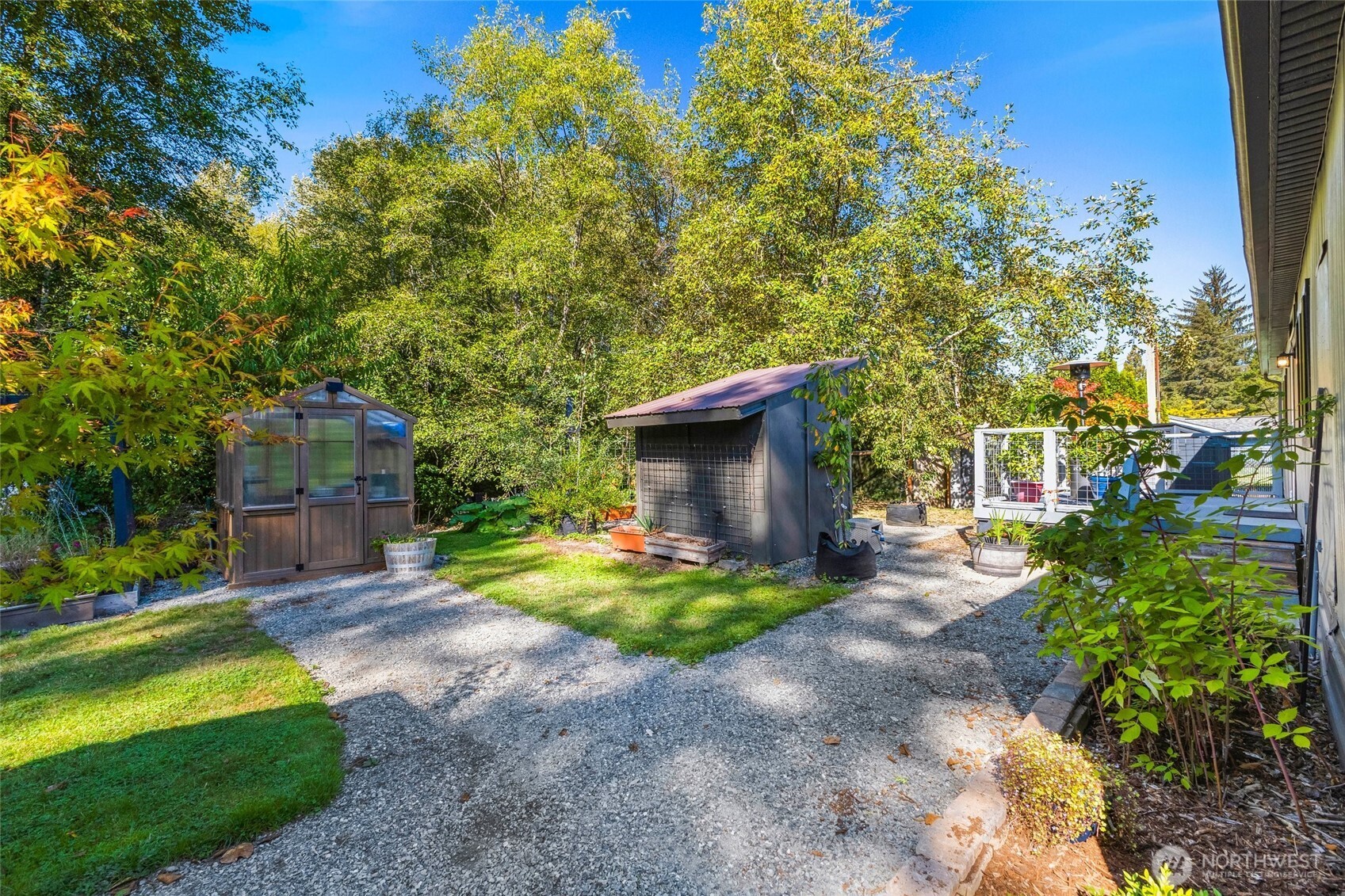207 Shallow Shore Road Property Photo 29