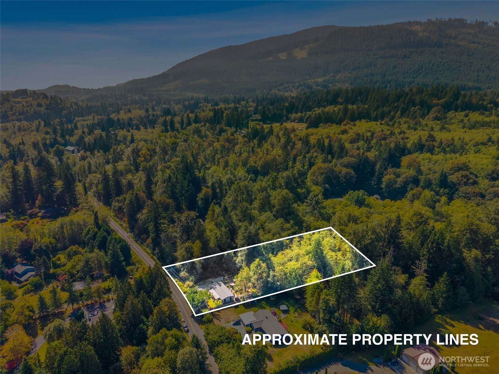 207 Shallow Shore Road Property Photo 37