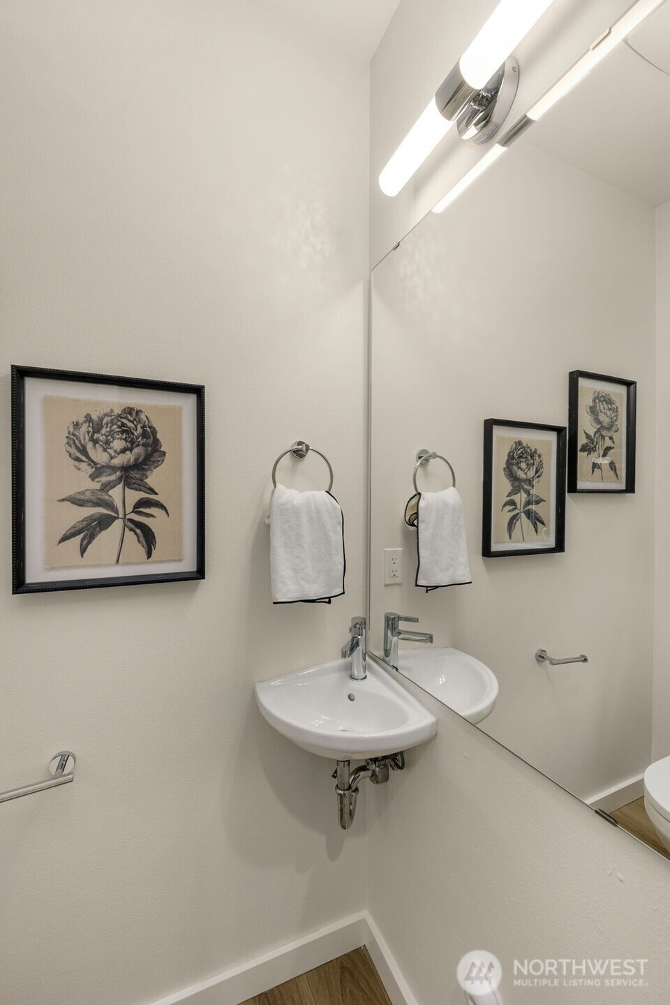 115 B N 105th Street Property Photo 16