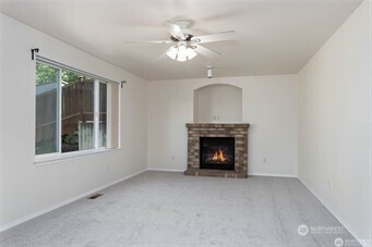 520 S 53rd Place Property Photo 2