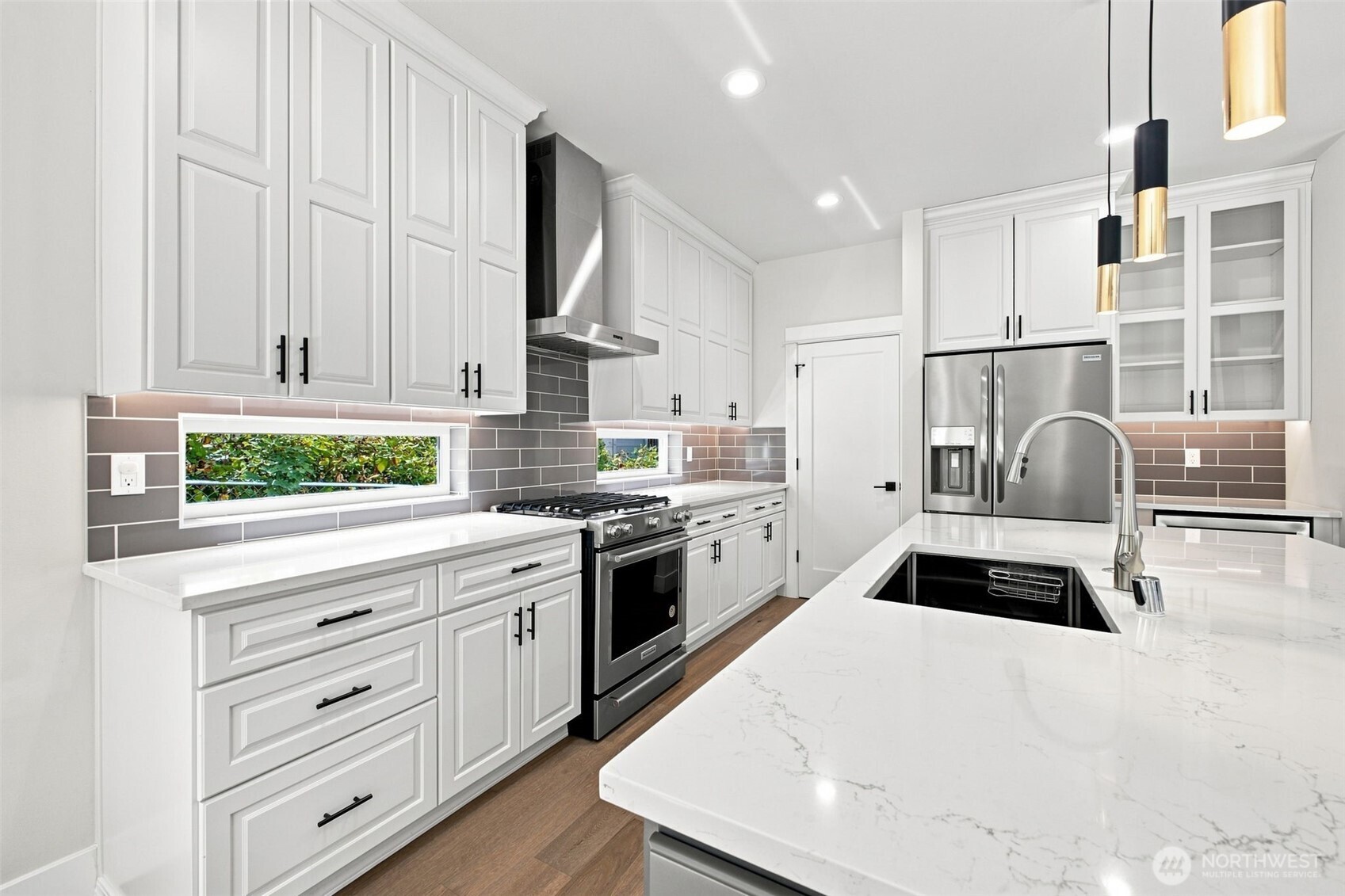 8121 35th Street Property Photo 15