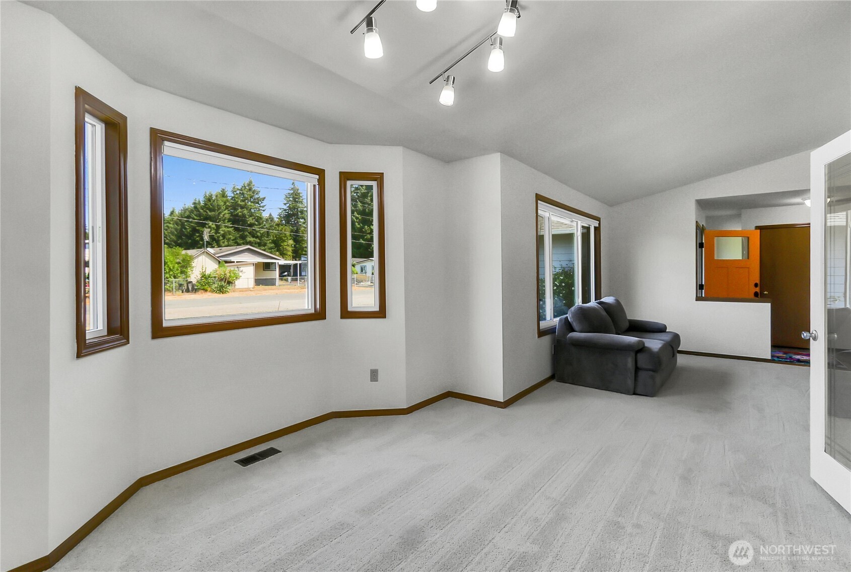 1108 118th Place Property Photo 7