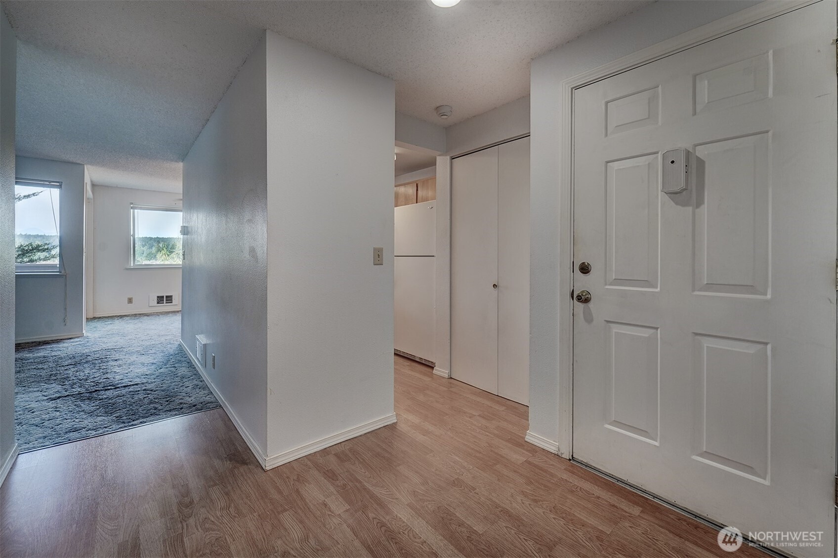 20198 Viking Crest Loop 8-201 Property Photo 7