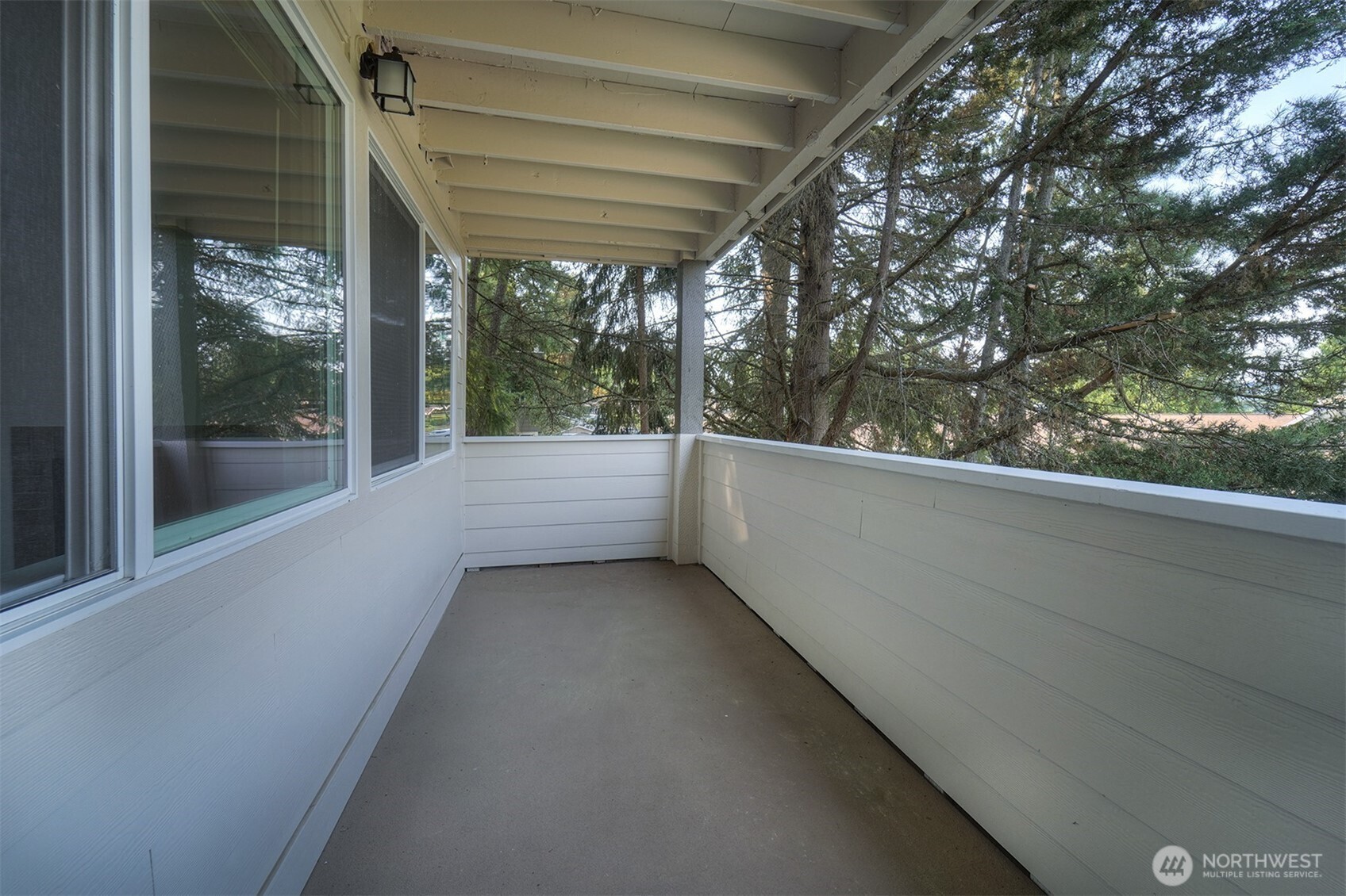 20198 Viking Crest Loop 8-201 Property Photo 15
