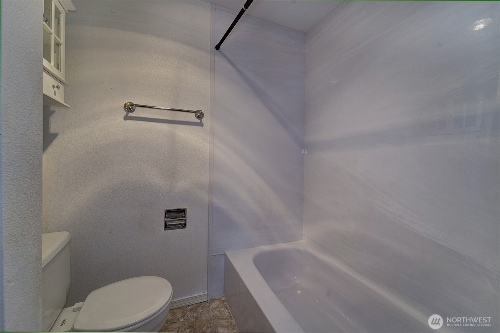 20198 Viking Crest Loop 8-201 Property Photo 21