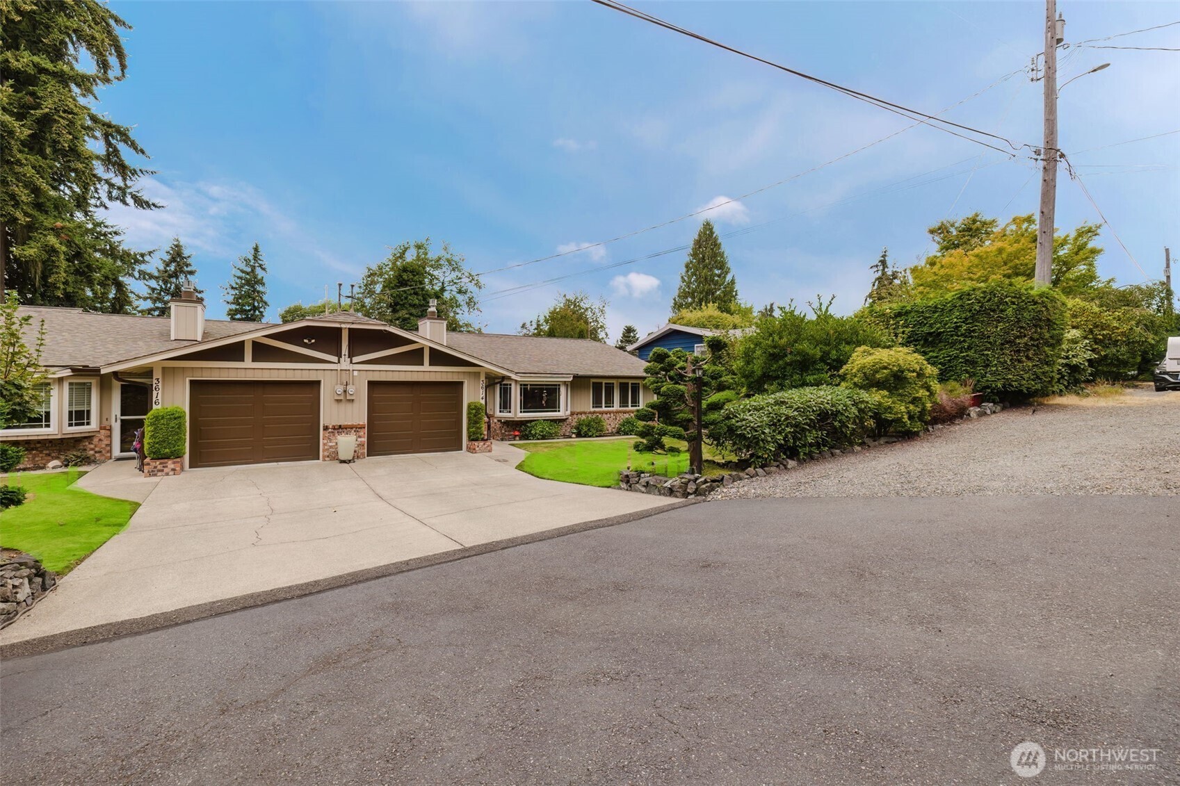 3614 3616 Crestview Drive Property Photo 2