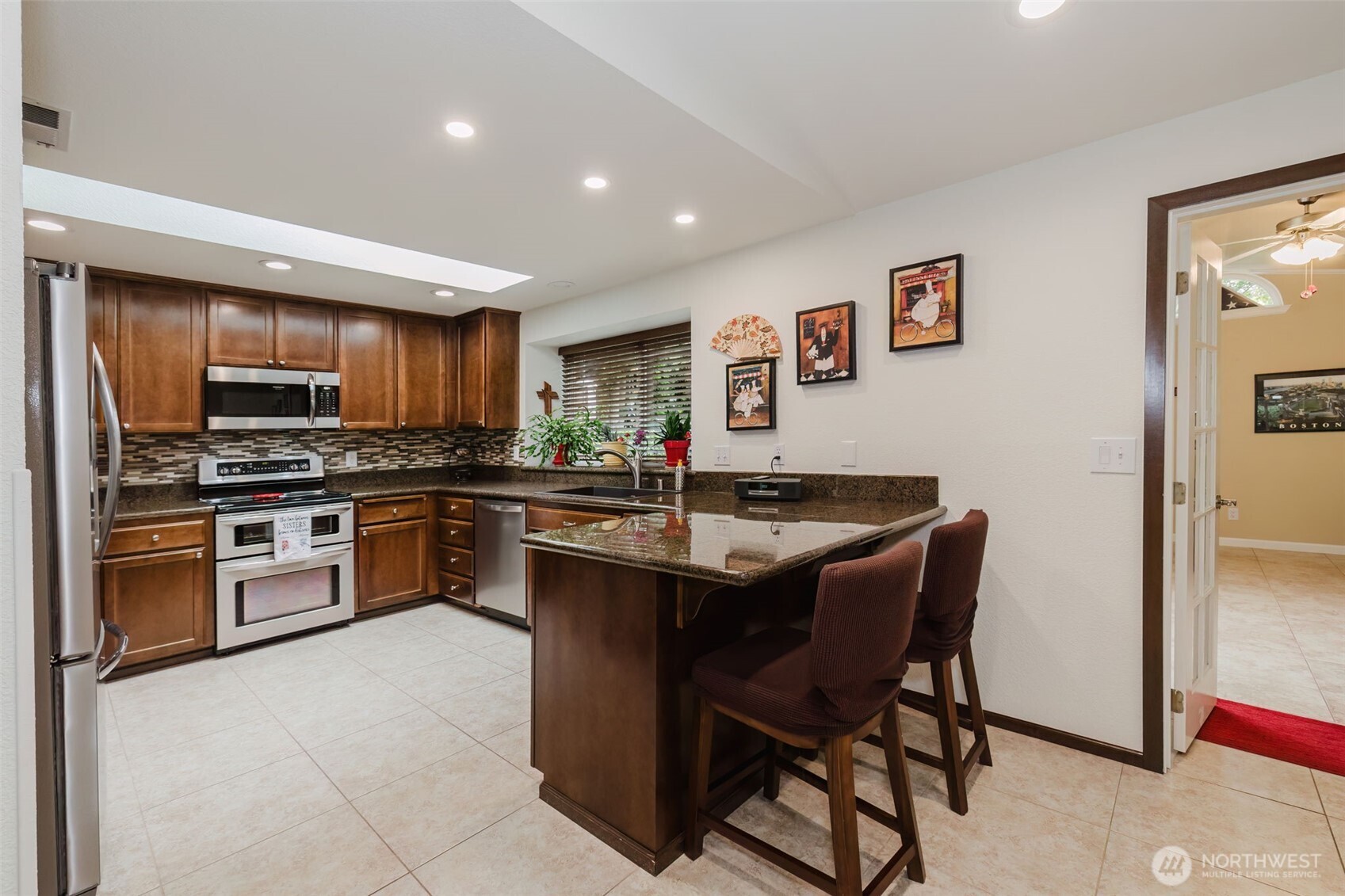 3614 3616 Crestview Drive Property Photo 11