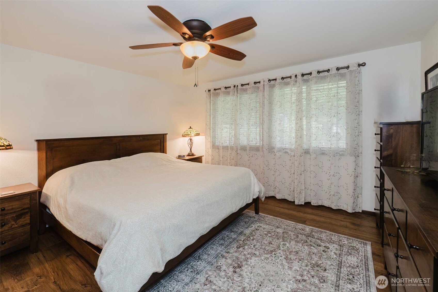 3614 3616 Crestview Drive Property Photo 20