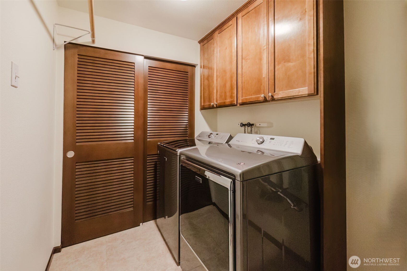 3614 3616 Crestview Drive Property Photo 25
