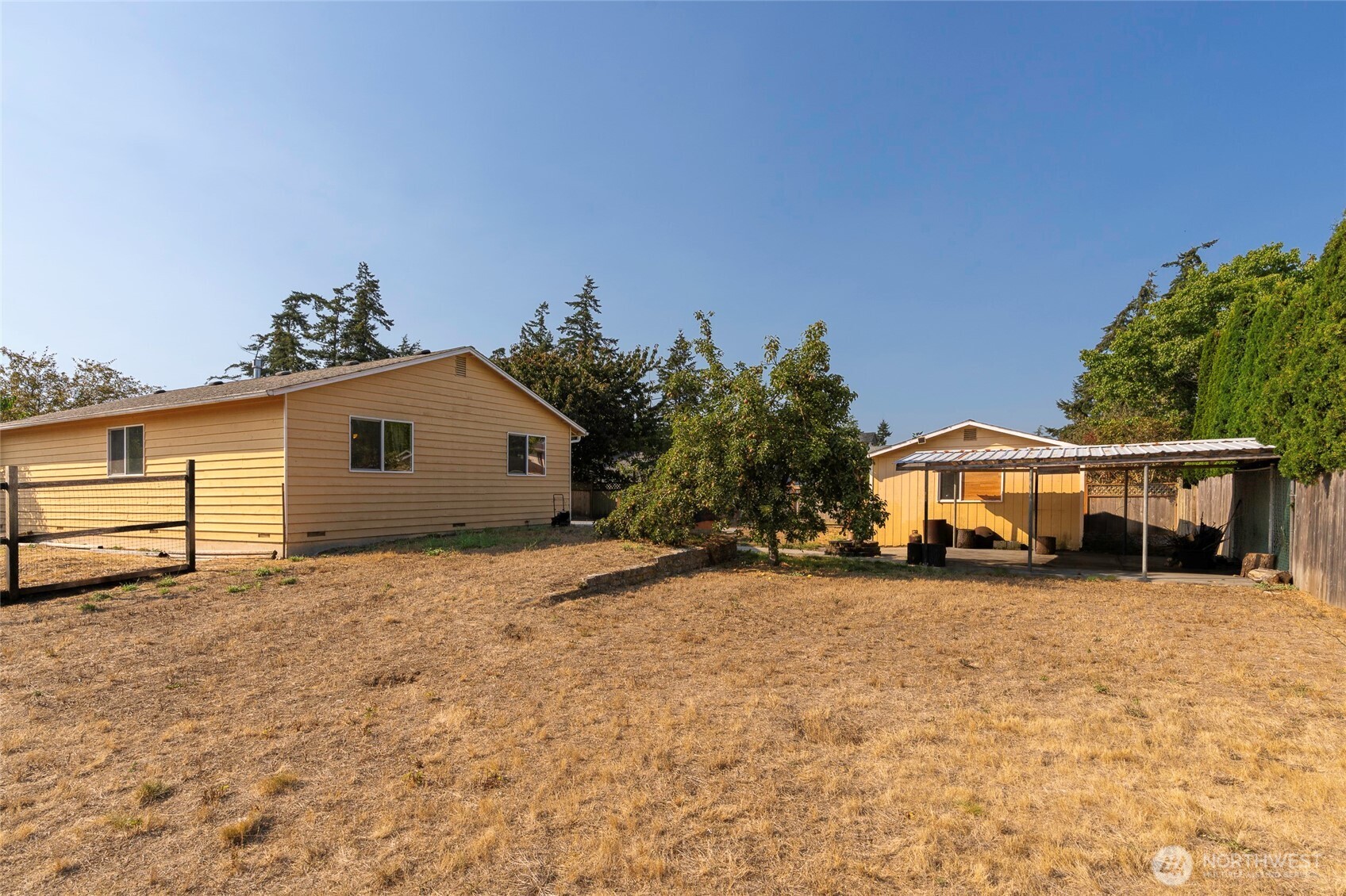 988 Ridgeway Drive Property Photo 30