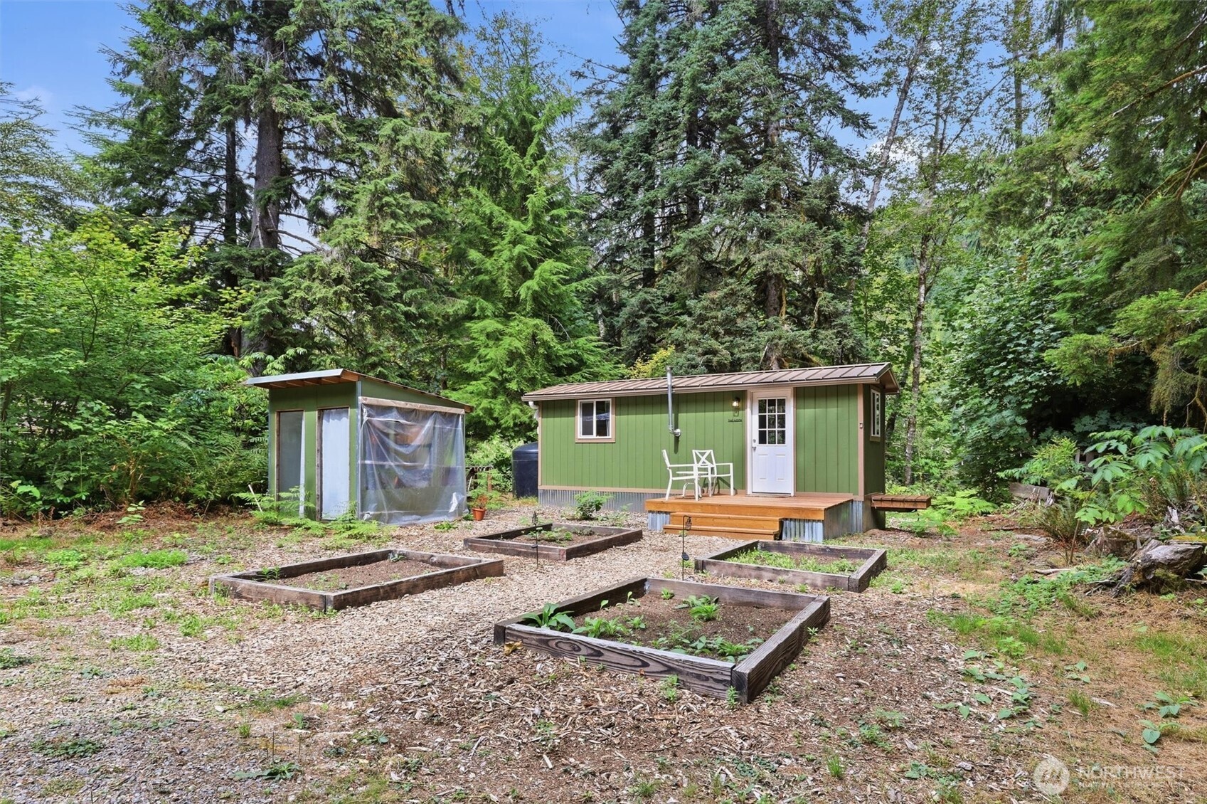 53011 Sky Loop Road Property Photo 1